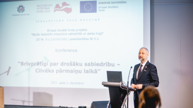 konference