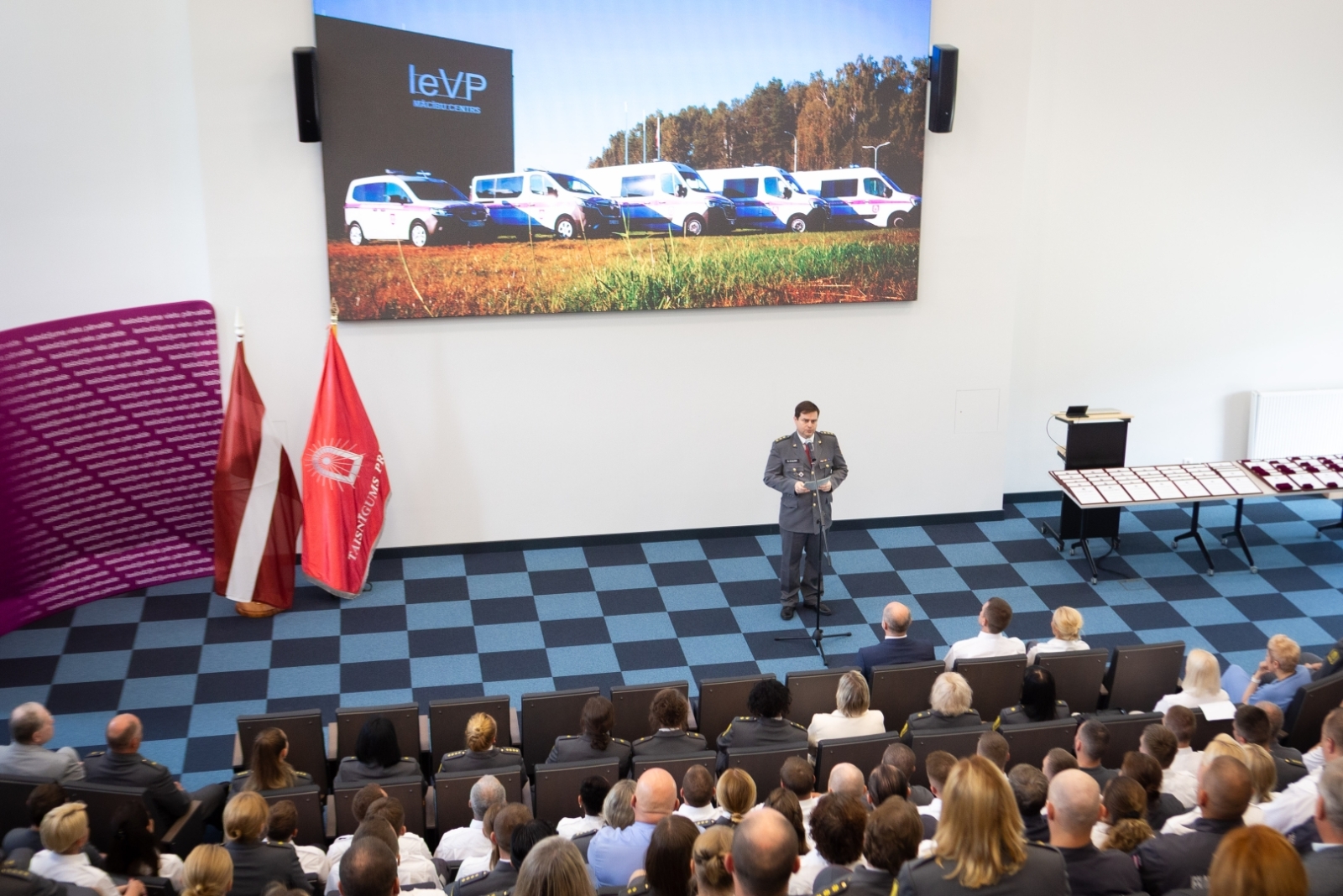 IeVP_107