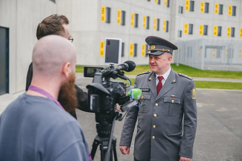 Cietuma priekšnieka intervija medijam